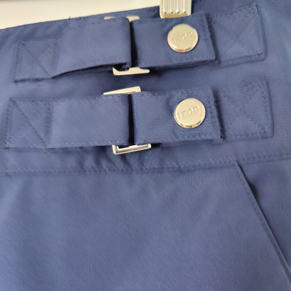 Izod ladies capris | size 2 | dark blue 💙 | weather resistant Golf ⛳ pants - Picture 2 of 14
